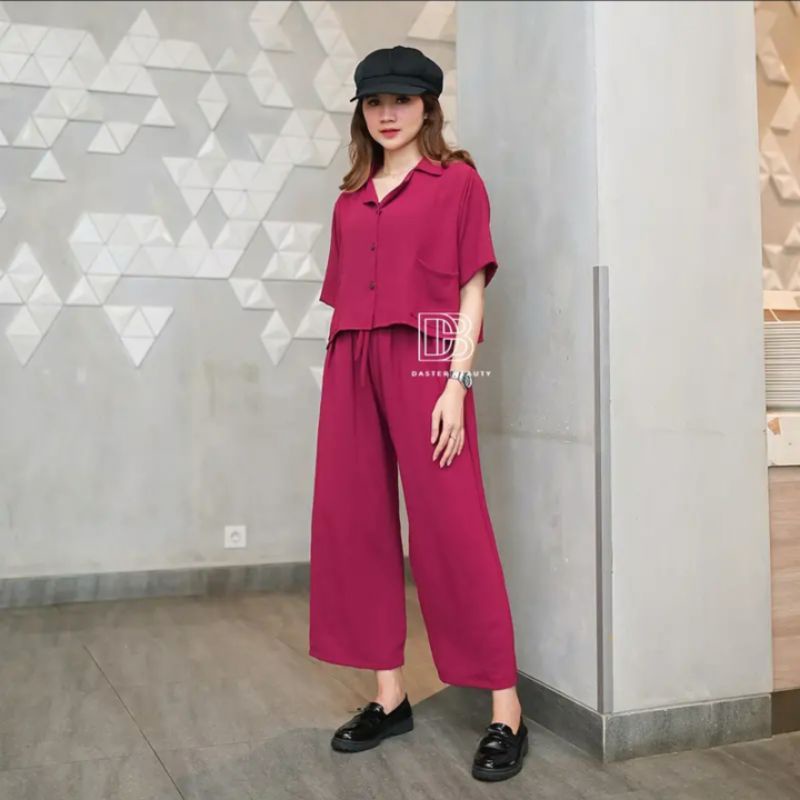 Malika Setelan Crop Top Crinkle Airflow One Set Lengan Pendek Korean Style