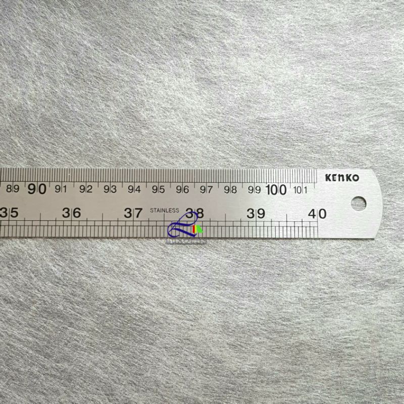 

Penggaris Kenko Stainless 100 CM