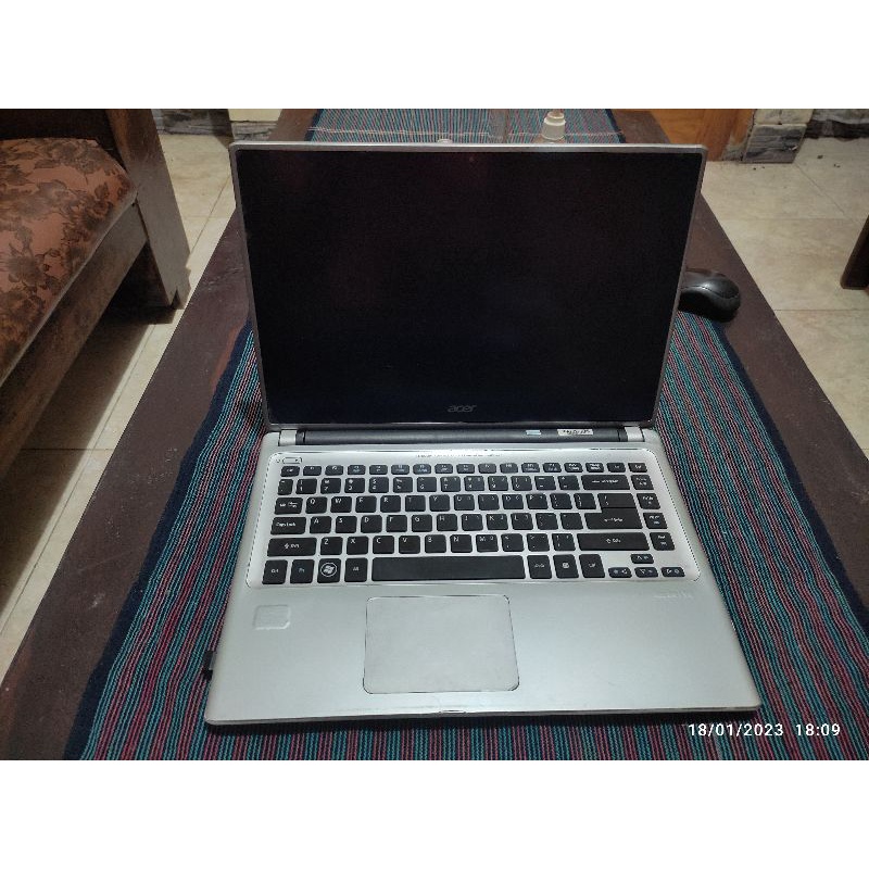 Laptop Second Acer Aspire V5 471p