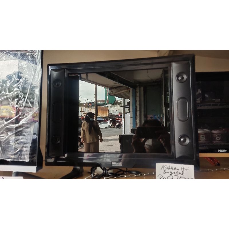 TV LED DIGITAL17 INCH TV Digital 17 Inch GAZELA / ASATRON (READY FOTO PERTAMA)