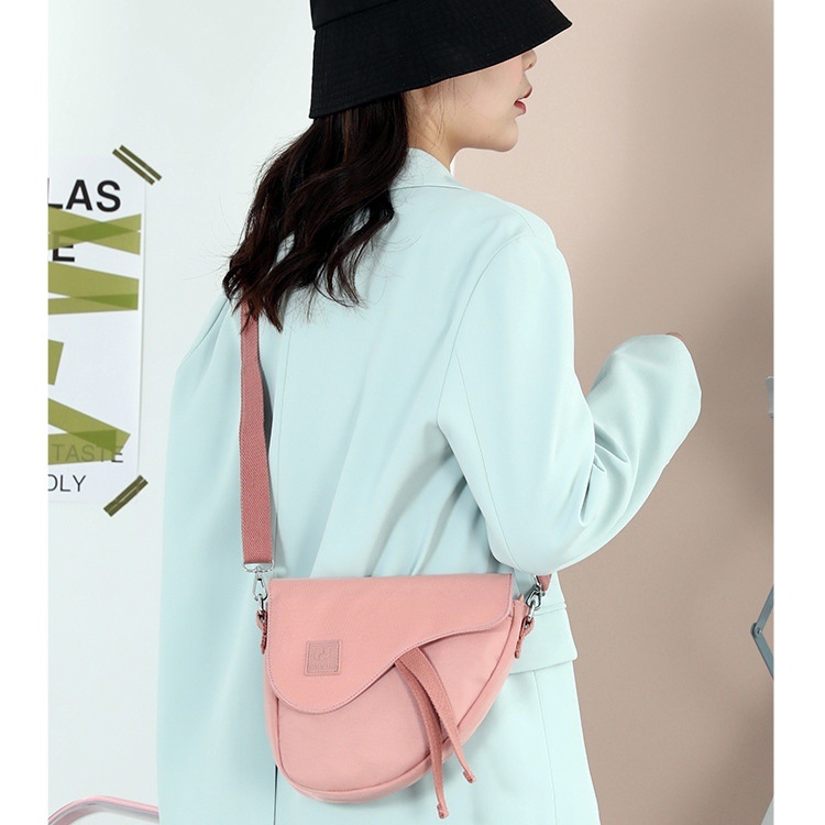 TAS SELEMPANG WANITA SLING BAG REMAJA KEKINIAN LUCU IMPORT KANVAS PINK SENATIA TA724P3 KOREA BATAM SIMPLE PREMIUM BRANDED FASHION CASUAL MURAH BATAM CEWEK BAHU SHOULDER