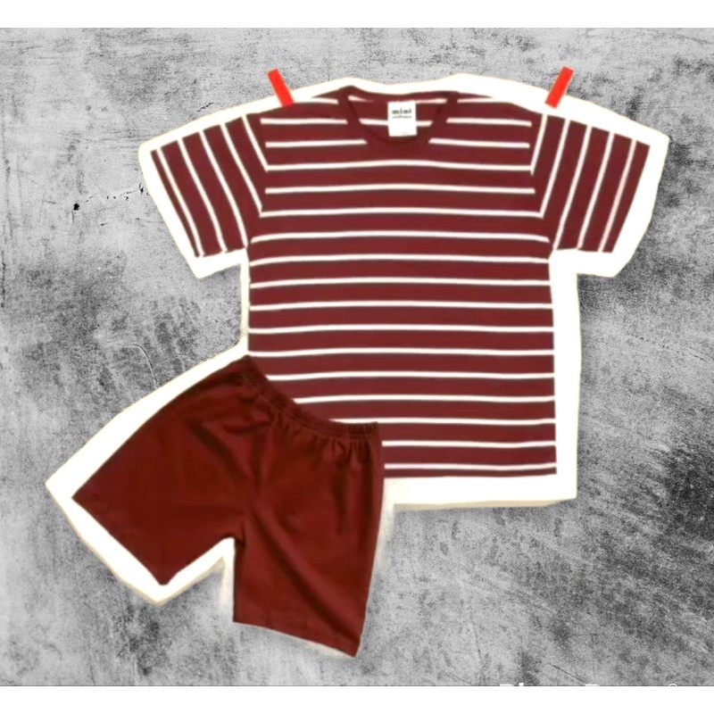 set celana pendek kaos stripe