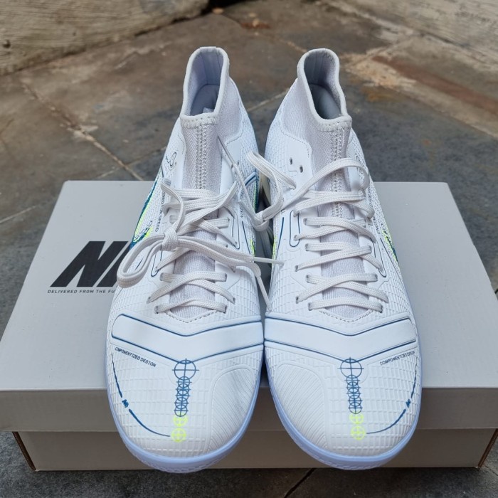 SEPATU FUTSAL NIKE MERCURIAL SUPERFLY8 ACADEMY BE TRUE IC