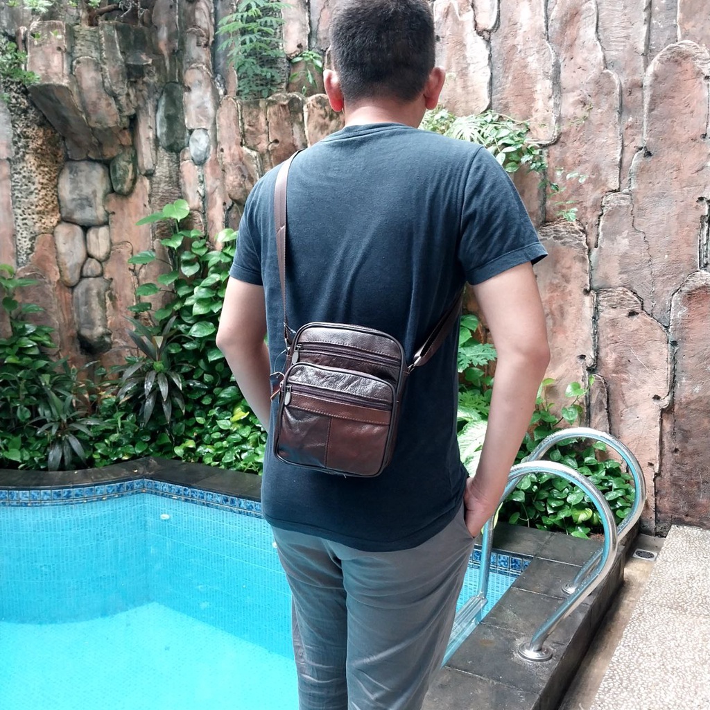 Tas Selempang Kulit Sapi Asli untuk Pria Tas Hang Out Kerja Travelling