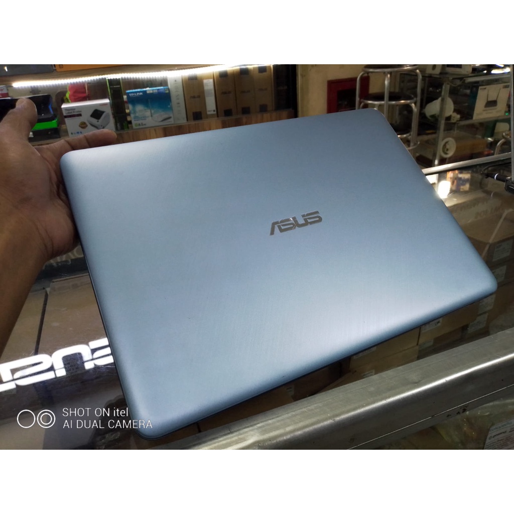 Notebook laptop second seken bekas Asus x441 hdd 1tb ram 4 gb 4gb termurah
