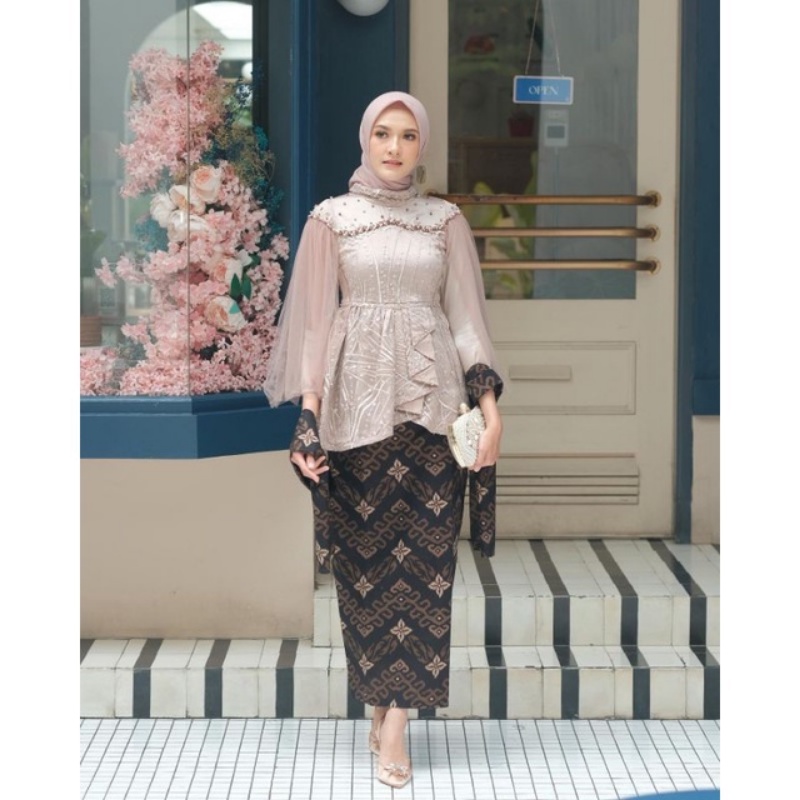 Kebaya Wisuda Couple Vanila Modern Kebaya Set Tunik Lamaran Tunangan Batik Baju Couple Kondangan Terbaru 2023