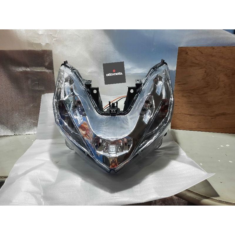 REFLEKTOR LAMPU DEPAN REFEKTOR VARIO 125 150 FI ESP LED OLD 2015-2017