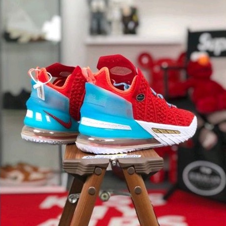 Nike LeBron 18 &quot;Chinese New Year&quot;