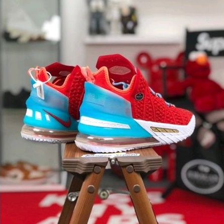 Nike LeBron 18 &quot;Chinese New Year&quot;