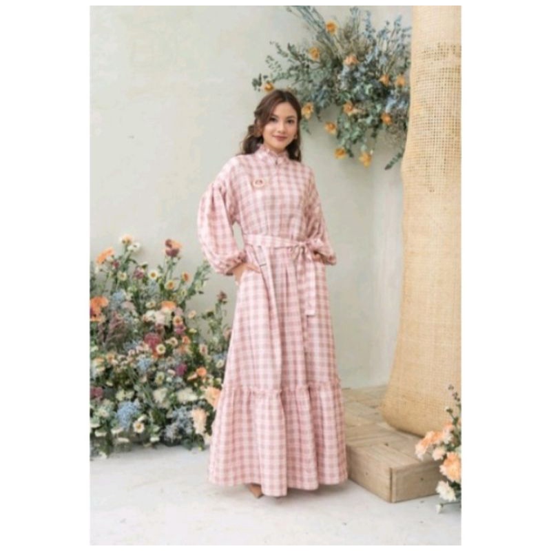 Preloved Cellisa dress wearing klamby color Biscuits size XS- S