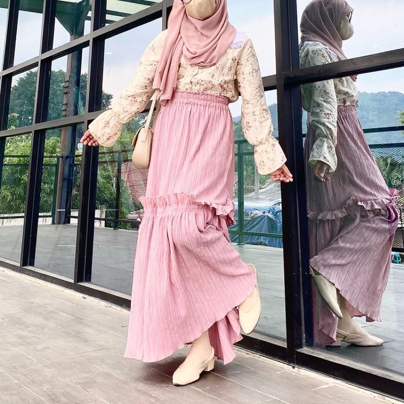 Emma Ruffle Skirt By Arasa Hijab • Rok Ruffle • Rok Crinkle Premium