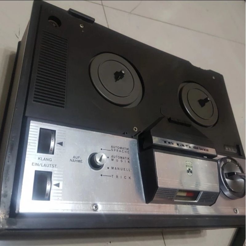 Reel to reel Tape Player Grundig Deluxe TK-145 Mulus Lengkap Cover Ada