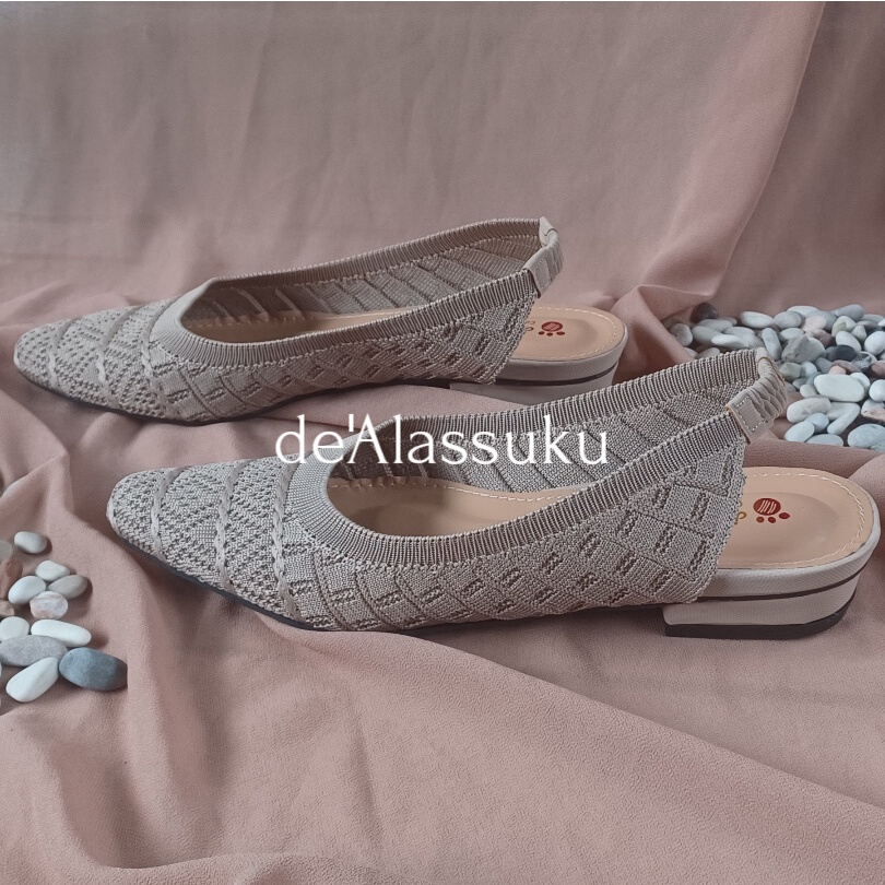 Alassuku.ID - Sepatu Slip On Rajut Tali Belakang Hak 2cm