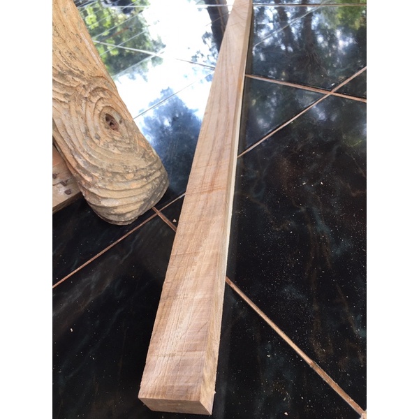 papan jati merah mewah