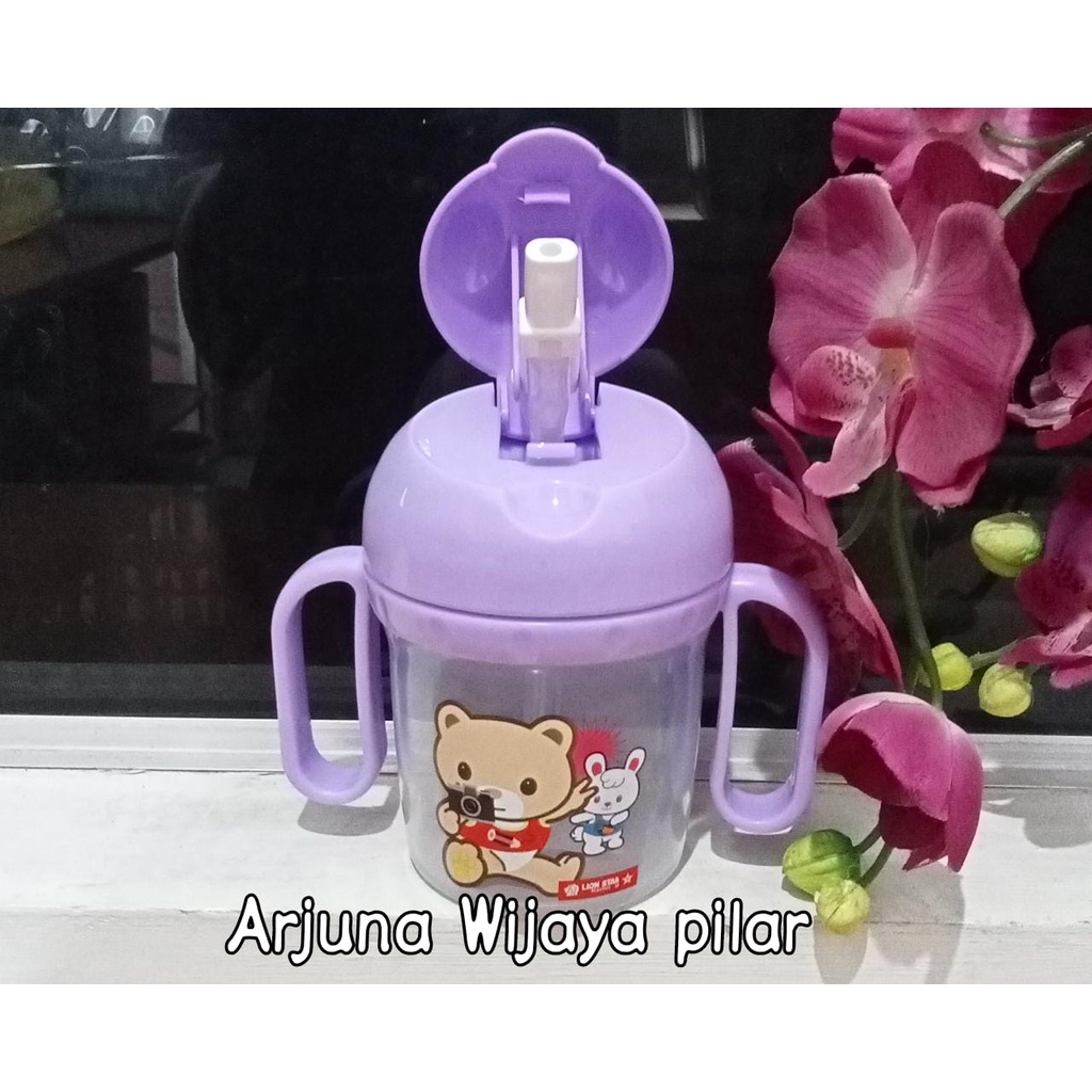 BOTOL minum anak - anak lion star