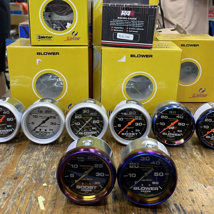 Boost meter autometer/r4 35/60psi