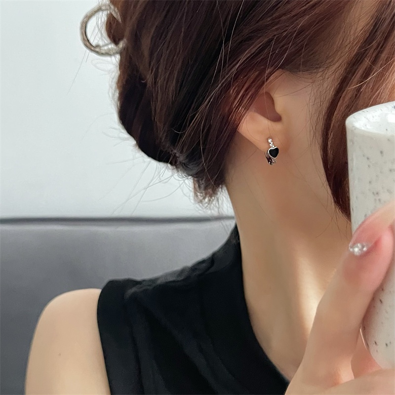 Kami Bunga Chic Perak Lukisan Minyak Hitam Hati Hoop Anting Untuk Wanita Gadis Korea Memutar Lingkaran Bulat Anting-Anting Fashion Telinga Perhiasan