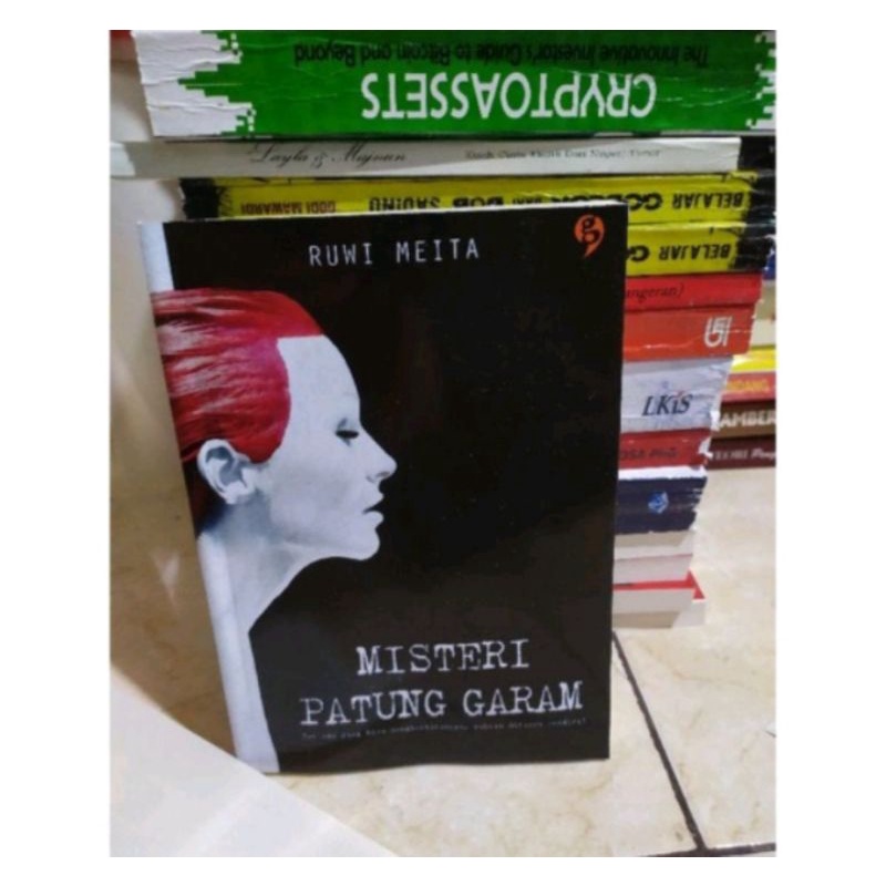 Misteri Patung garam, ruwi meita