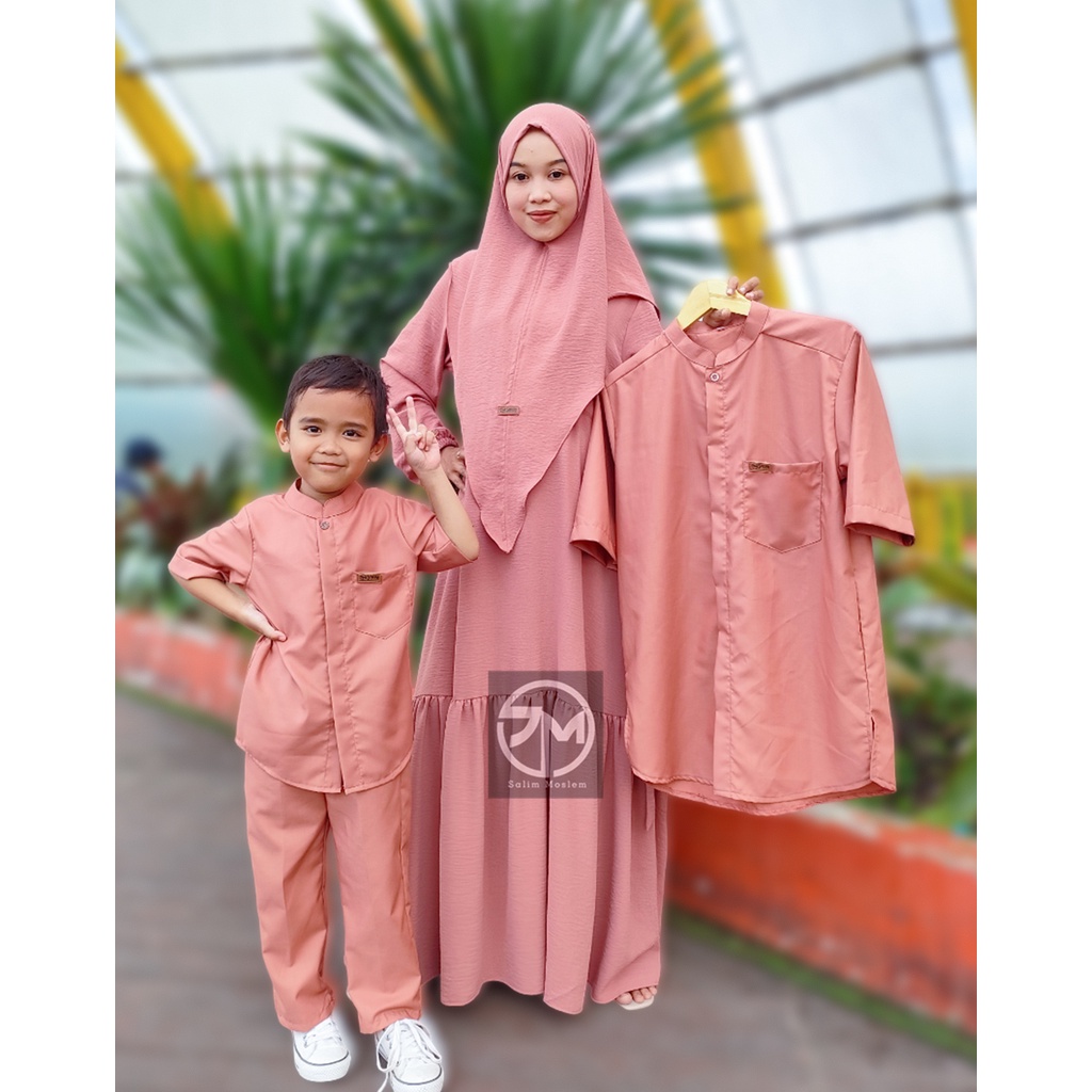 Salim Moslem-Sarimbit Keluarga , Gamis Dewasa Crinkle