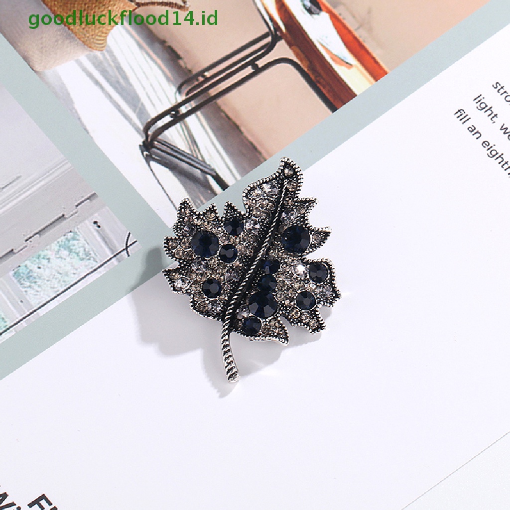 [GOOGFOUR] Berlian Imitasi Maple Leaf Shaped Bros Pin Retro Badge Bag Pernikahan Dekorasi Ornamen [TOP]