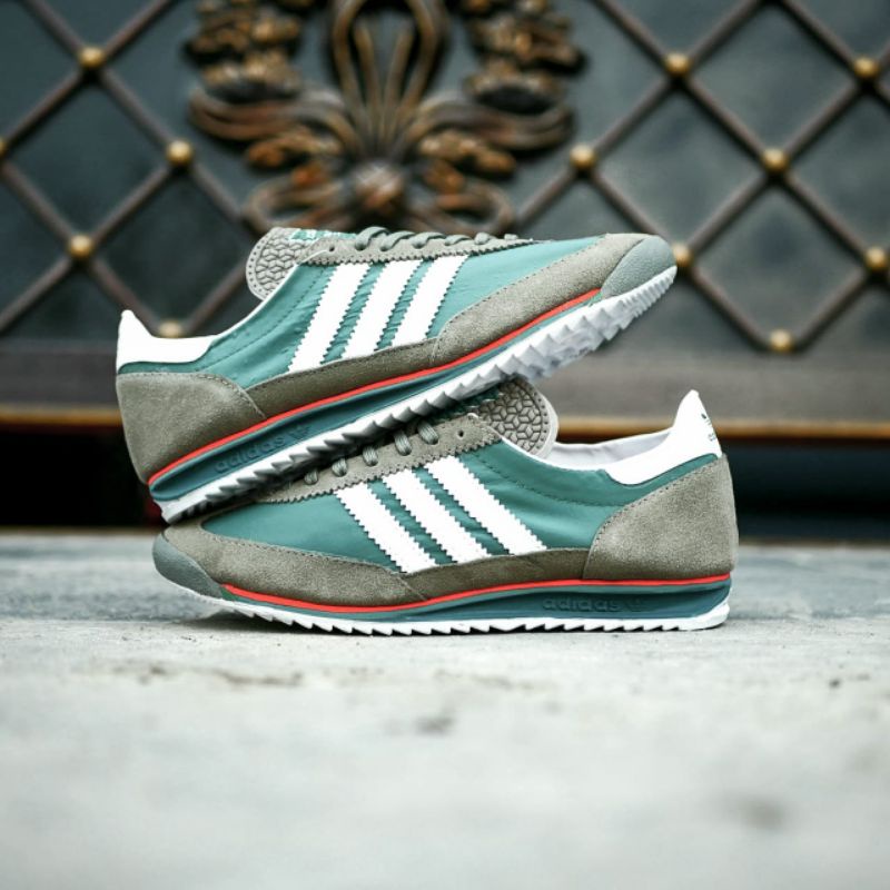SEPATU ADIDAS SL72 OLIVE GREY