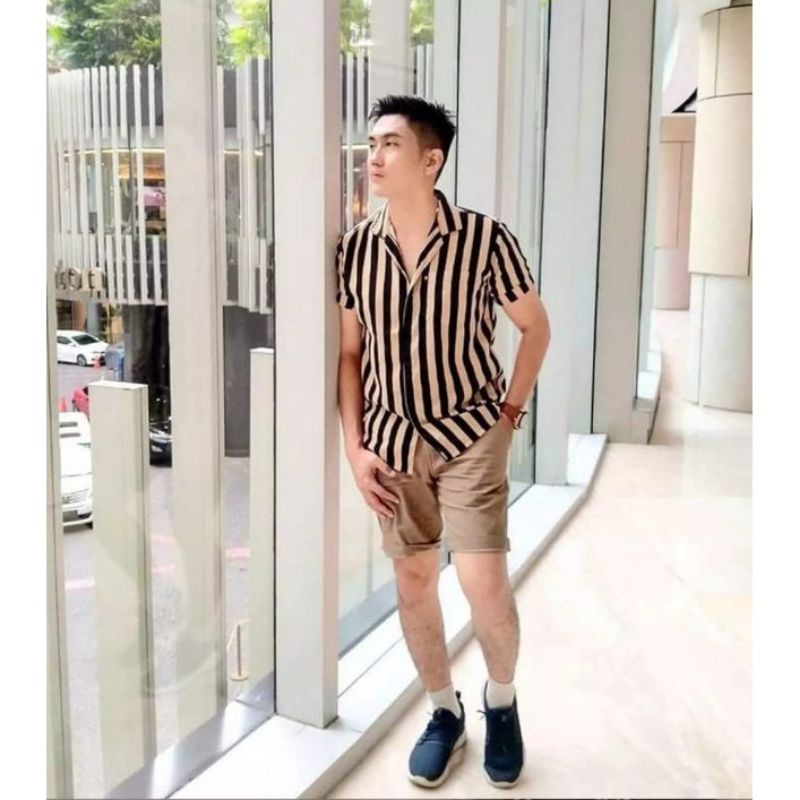 kemeja Salur Stripe Pendek Casual- Kemeja Lengan Pendek Pria - Kemeja Stripe Pendek - Kemeja Pendek 