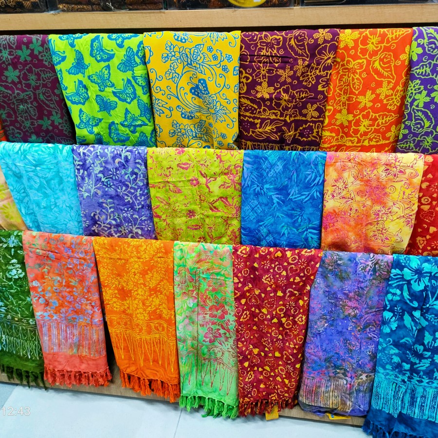 SARONG SARUNG  PANTAI BALI / KAIN PANTAI BALI RAYON HALUS TEBAL GIFT BOX - Merah Muda