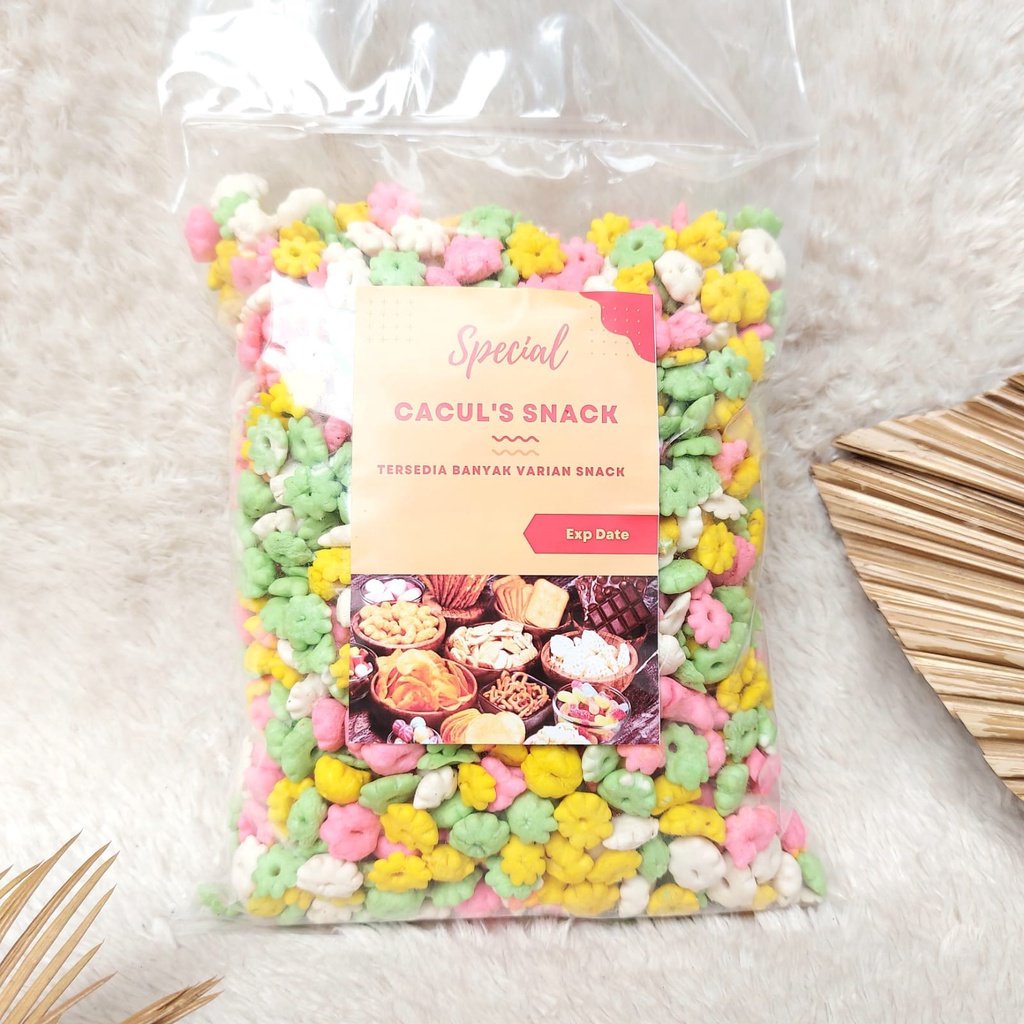 

Sakura Warna Gurih Special Caculs Snack Makanan Ringan 1 Kg