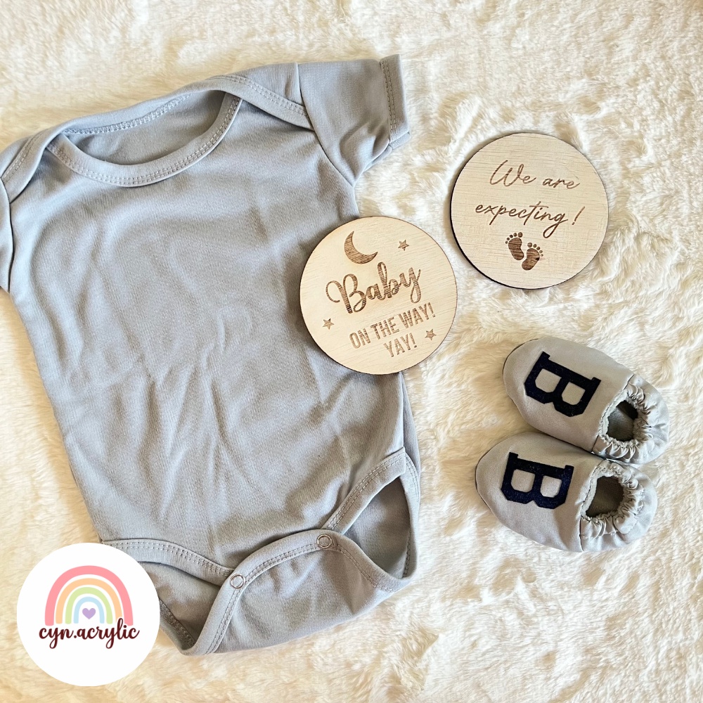 (READY STOCK) HELLO WORLD PLYWOOD PREMIUM PROPERTI FOTO BAYI NEWBORN BAGUS MEWAH LUCU