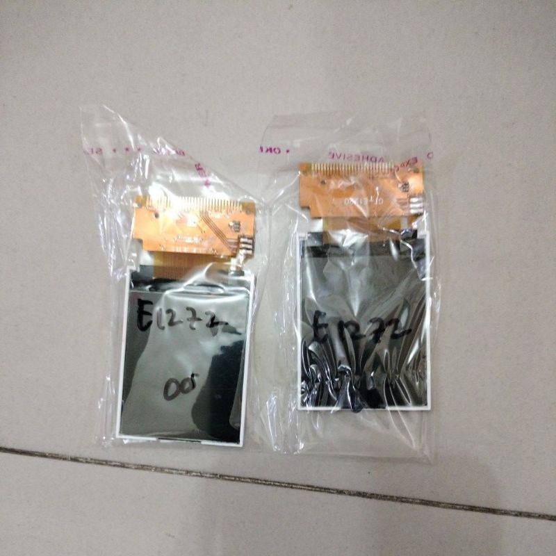 LCD SAMSUNG E1272/1272