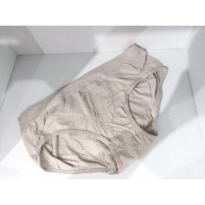 DC H ( H00014 ) CELANA DALAM WANITA BRIEFS ELASTIS SEAMLESS MID WAIST BAHAN KATUN FREE PLASTIK / TIDAK BISA MEMILIH
