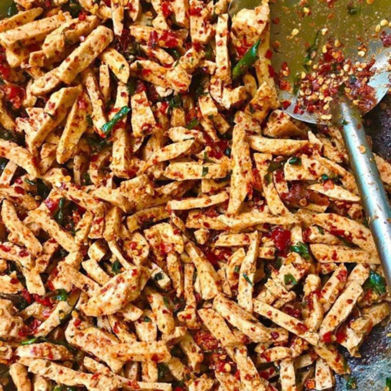

Basreng stik 100gram ++ pedas daun jeruk dan original daun jeruk