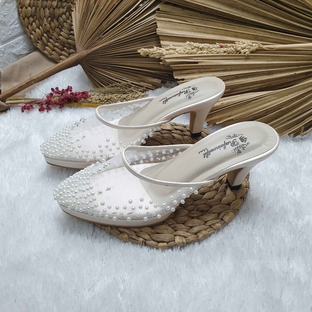 Sepatu wedding pesta cantik zee broken white tanpa tali hak 7cm runcing