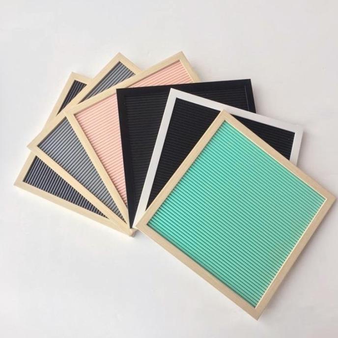 

JUAL FELT LETTER BOARD 30X30 CM (TERMASUK HURUF) PAPAN HURUF ANGKA BOARD