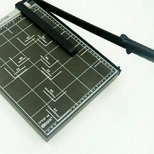 

Termurah | TD4 | Alat Pemotong Kertas Paper Cutter Origin A4 Dark Grey A4R