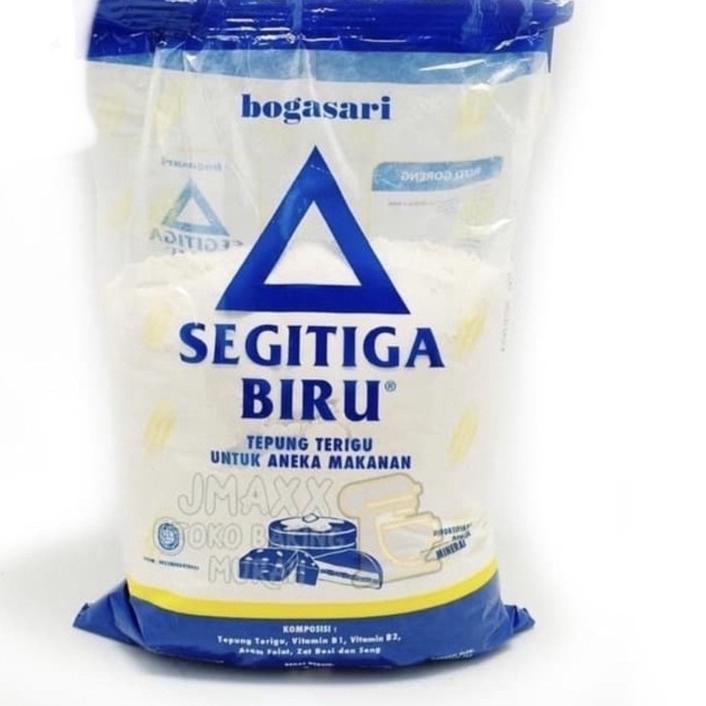

RVN206 TEPUNG TERIGU SEGITIGA BIRU 1 kg ( Transparan / economis) $