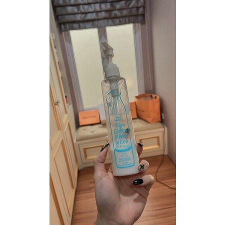 MYKANA GLUTA MILKY LOTION (NO BOX)