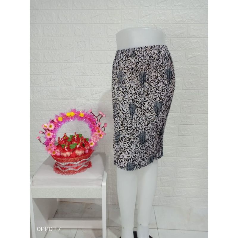 ROK PLISKET BATIK PENDEK / BAWAHAN KEBAYA BATIK PENDEK / ROK / ROK KEBAYA / ROK BANYAK MOTIF / ROK M