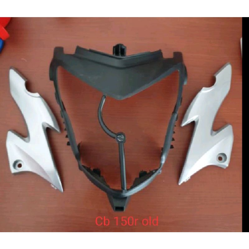 Batok Cb 150 r old batok depan plus kuping cb 150 r lama batok belakang cb 150 r old belum LED