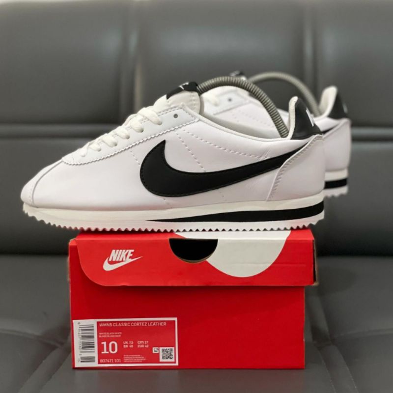 Nike Classic Cortez &quot;White Black&quot; BNIB