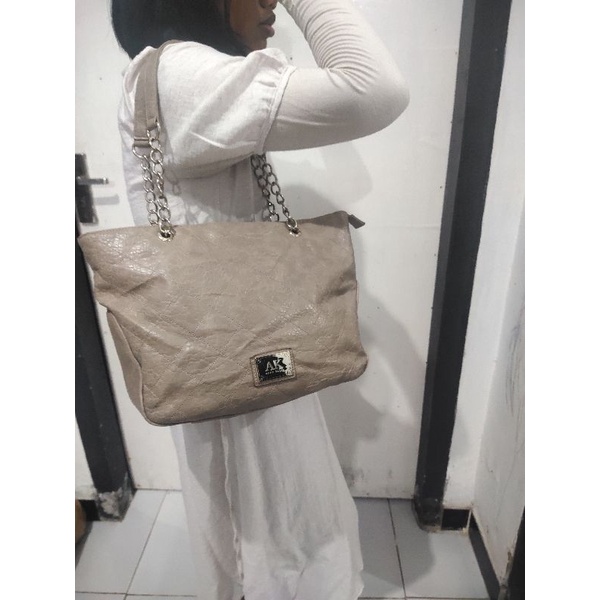 Preloved Tas Wanita Shoulder Bag Tali Rantai