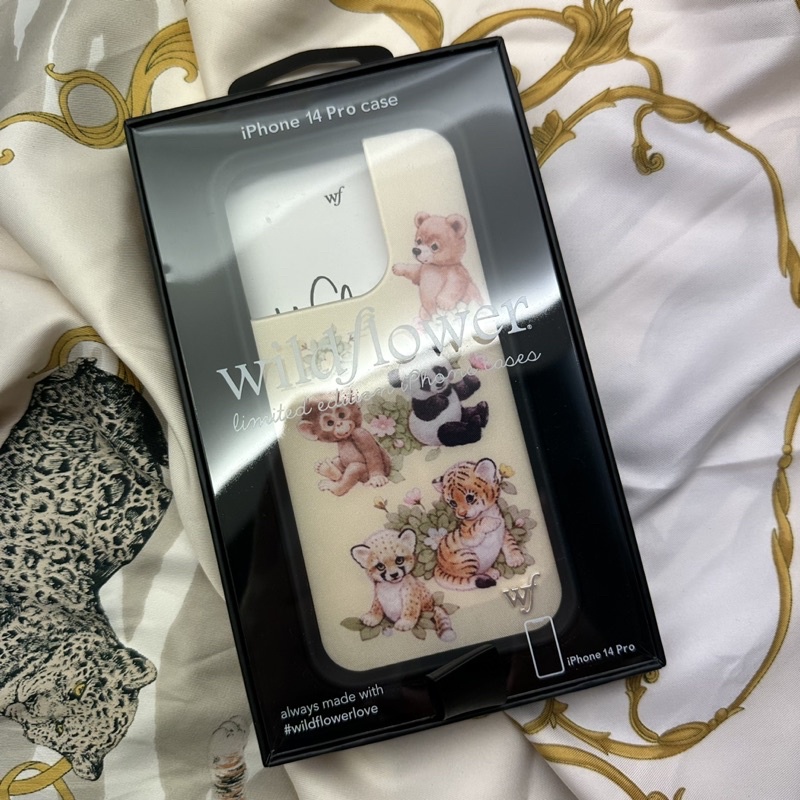 [READY STOCK] Wildflower case original SAFARI BABIES IPHONE 14 PRO
