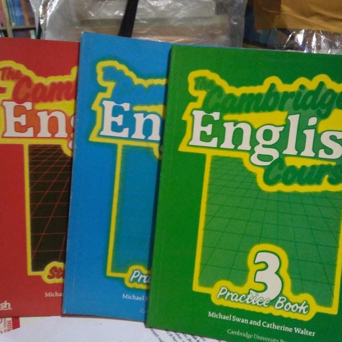 

the combridge English course 3 buku
