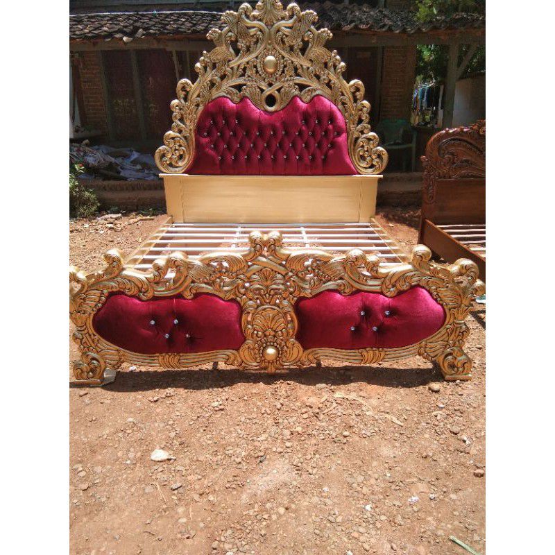 Dipan Tempat Tidur Mewah sultan / dipan ukir jepara / tempat tidur ukir mewah / dipan barong