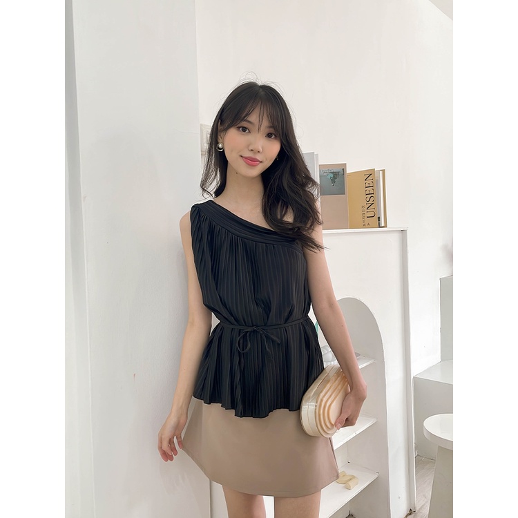 Kadaka T-0458 Top One Shoulder Pleats Premium