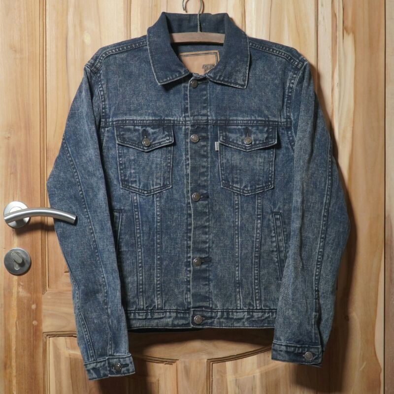 Eastern Wolves Jaket Denim Washing