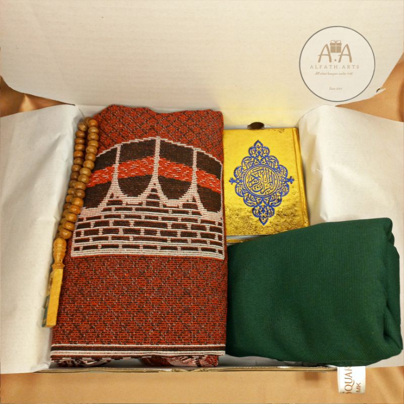 

Hampers sajadah & Hijab Al-Qur'an / Hampers Idul Fitri Lebaran