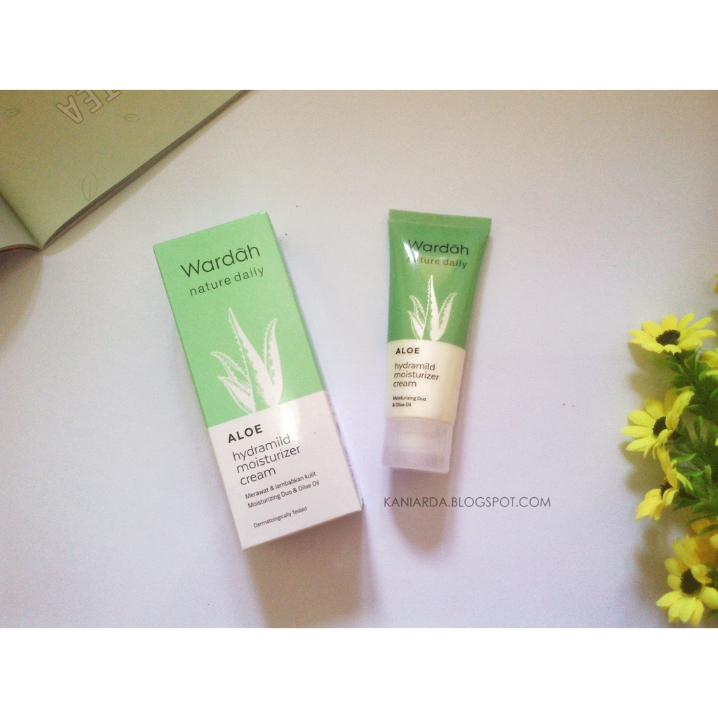 WARDAH NATURE DAILY ALOE HYDRAMILD MOISTURIZER CREAM BPOM