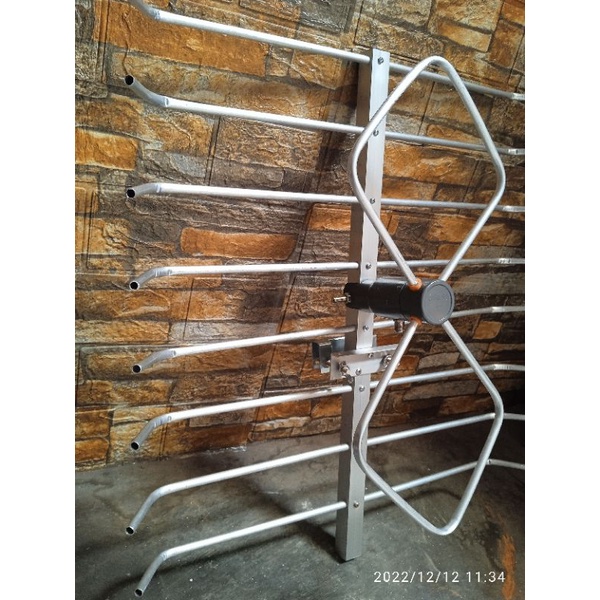 Antena TV digital biquad 8 reflektor