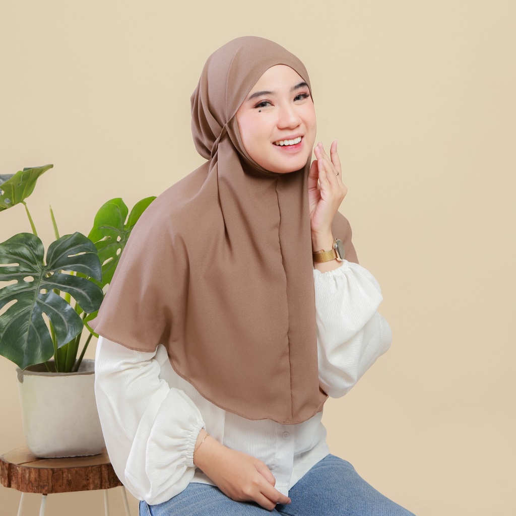 Jilbab Instan Bergo Bahan Diamond Italiano Tanpa Ped Dengan Tali Polos Terbaru Kekinian